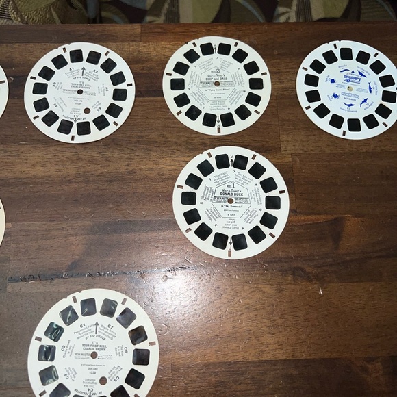 Vintage Red Viewmaster GAF View-Master Viewer Toy Orange Handle with 13 reels - Picture 4 of 10